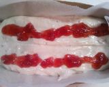 A picture of step 4 of 3 Ingredient Low-Cal Strawberry Jam Cake.