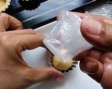 Gambar langkah 4 resipi Magnum Cheese Tart.