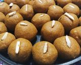 A picture of step 12 of Besan ke laddo.