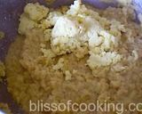 A picture of step 3 of Seb Badam Halwa (Apple Almond Halwa).