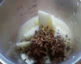 Foto del passaggio 5 della ricetta Frullato con succo di frutta alla pera, mela, limone e cannella
