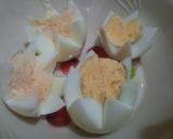 A picture of step 3 of Hard boiled egg chicks.