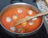 Foto del paso 5 de la receta: Macarrones con albóndigas y tomate