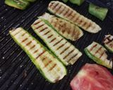 صورة لخطوة 3 من وصفة لحم 🥩مشوي مع الخضار🥦🍅
