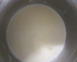 A picture of step 1 of Sooji Halwa.
