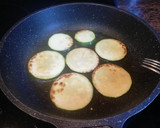Foto del paso 1 de la receta: Tortilla francesa sorpresa con bacon frito