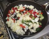 Foto del paso 2 de la receta: Crepês de pollo con salsa blanca🌮