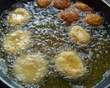 A picture of step 6 of Fried Soybeans and Chicken Nuggets.
