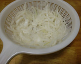 A picture of step 2 of Sliced Onion with Umeboshi.