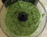 Foto del paso 2 de la receta: Pasta con crema de aguacate y cilantro