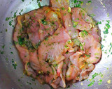 Foto del paso 7 de la receta: Feletes de pollo marinados en jengibre, cardamomo y cúrcuma