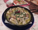 A picture of step 8 of Simple Oyster Ajillo (Simmered in Oil).