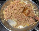A picture of step 3 of Empanadas De Pino 🫔.