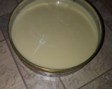 A picture of step 3 of Yogurt Cake.