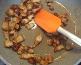 Foto del paso 2 de la receta: Ensalada de lombarda con panceta y naranja