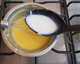 Foto del paso 3 de la receta: Crema pastelera de piloncillo