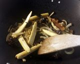 A picture of step 7 of Prawn Stir Fry.