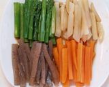 A picture of step 2 of Healthy Beef and Vegetable Rolls.