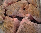 A picture of step 2 of Oven braised chicken low carb.