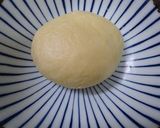 A picture of step 3 of Matcha Sū Shì Yuèbǐng (Chinese Dim Sum).