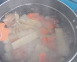 竹蔗茅根馬蹄紅蘿蔔粟米湯的食譜步驟2照片