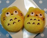 A picture of step 11 of Totoro Roll Bread.