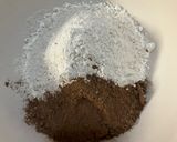 Foto del paso 2 de la receta: Pan de Chocolate, Nueces y Pasas con harina de Espelta y Masa Madre