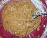 صورة لخطوة 2 من وصفة كيكة شوكولاتة بالماء الساخن روعة 😘😋