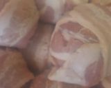 A picture of step 4 of Bacon wrapped cheese stuffed meatballs.