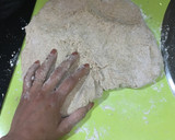 Foto del paso 3 de la receta: Pizza de masa integral 🍕🍕😋😋