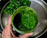 A picture of step 2 of Restaurant-Style Lehsuni Palak.