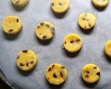 A picture of step 6 of Crispy Chocolate Chip Cookies.