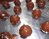 A picture of step 7 of Truffles With a Unique Texture - Made With Leftover Sponge Cake.