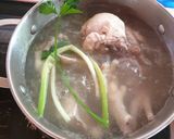 A picture of step 2 of Chicken soup.