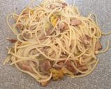 Foto del passaggio 5 della ricetta Spaghetti porcini e fiori di zucca