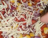 A picture of step 2 of 2 minutes Khakra Pizza.