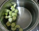 Foto langkah ke 4 dari resep Sayur Asem Tanpa Daun (kacang panjang, tauge, kubis).