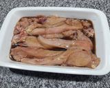 Foto del paso 1 de la receta: Pollo laqueado con miel y jengibre