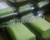 Foto langkah ke 7 dari resep Bolu pandan kukus lembut.