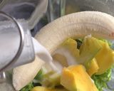 Foto langkah ke 2 dari resep 146. The Green Smoothie Juice.