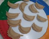 A picture of step 5 of Dryfruit Gughara.