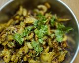 A picture of step 4 of Teasel gourd bhaji.