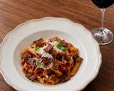 Makaron penne amatriciana 🌶 krok przepisu 3 zdjęcie