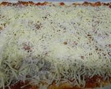 Foto del paso 6 de la receta Pizza de salsa de tomate con carne
