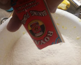 Foto del paso 4 de la receta: Bizcocho facilísimo de yogurt 1, 2, 3