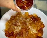 A picture of step 1 of Peach Gum Longan Chinese Dessert.
