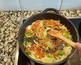 Foto del paso 3 de la receta: Fideuà con marisco