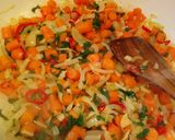 A picture of step 4 of Ancona Brodetto di Pesce.