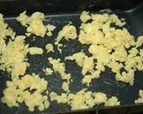 A picture of step 1 of Salmon Flakes and Scrambled Egg Rice Balls.