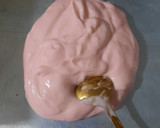 Foto langkah ke 3 dari resep Strawberry Yogurt Bark.